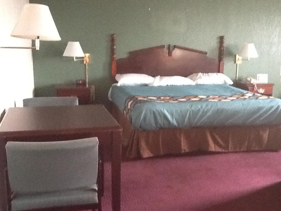 Super 8 By Wyndham Kennett Motel Екстериор снимка