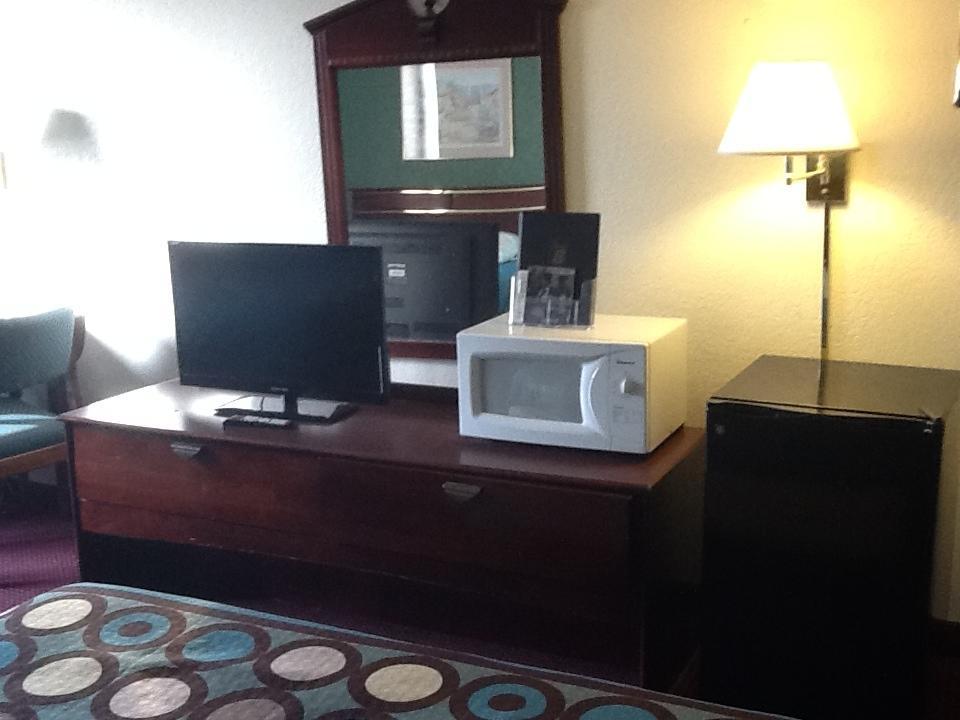 Super 8 By Wyndham Kennett Motel Екстериор снимка