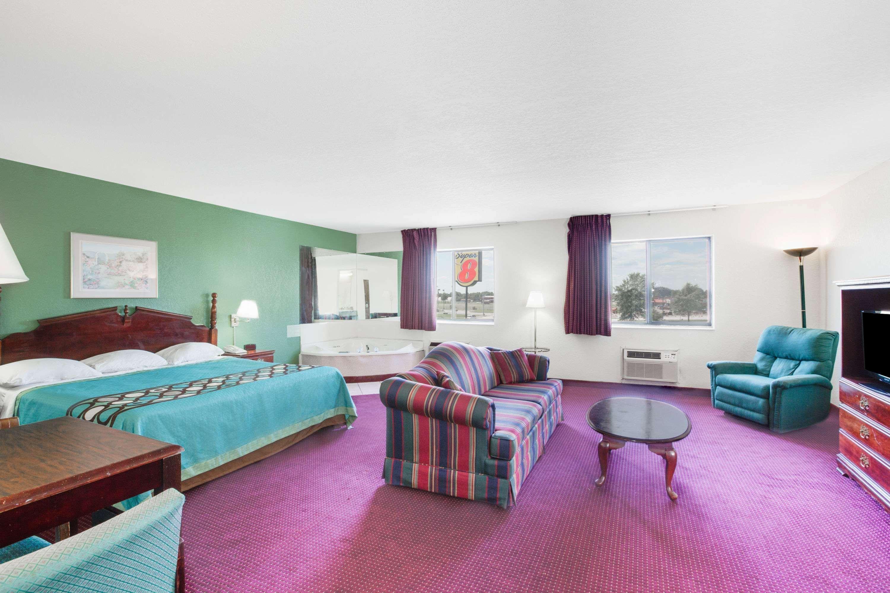 Super 8 By Wyndham Kennett Motel Екстериор снимка